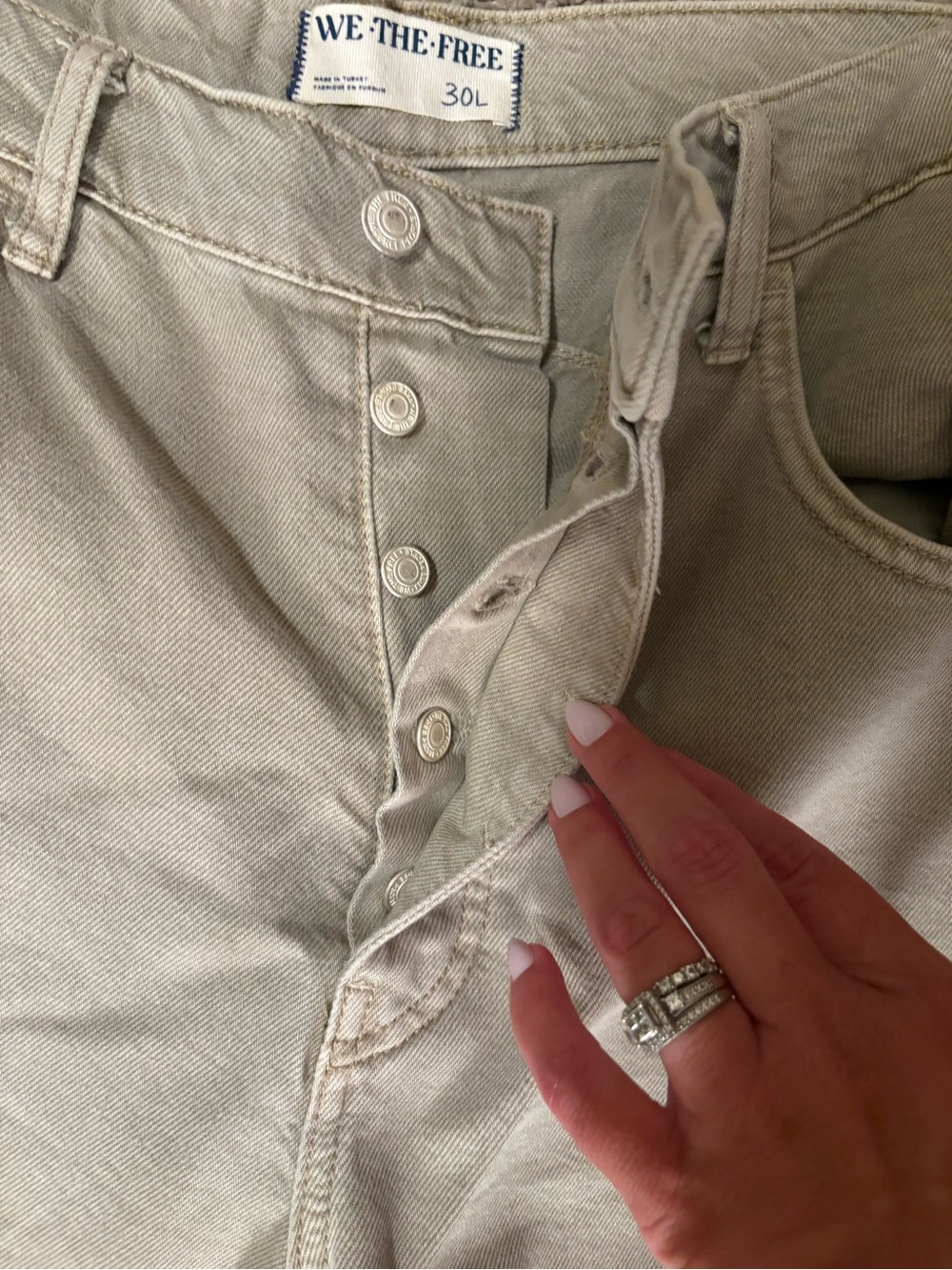 We the Free Mid-rise barrel jeans in light olive - Picture 4 of 14